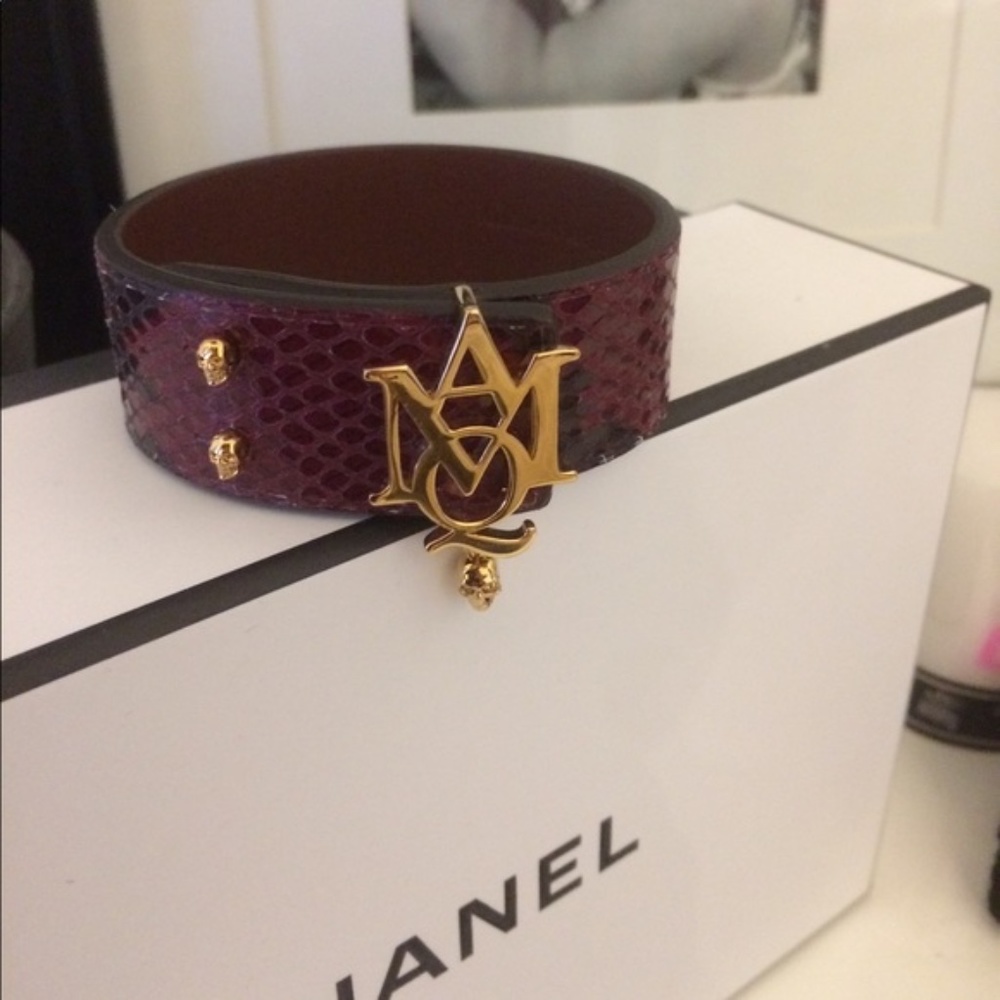 Alexander McQueen Red and Gold Bracelet - Picture 5 of 6